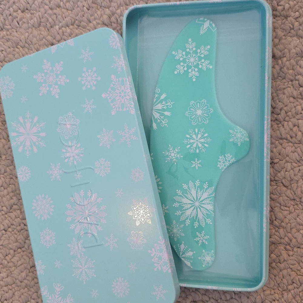 Pacifica Reusable Brow Mask With Tin Storage Container